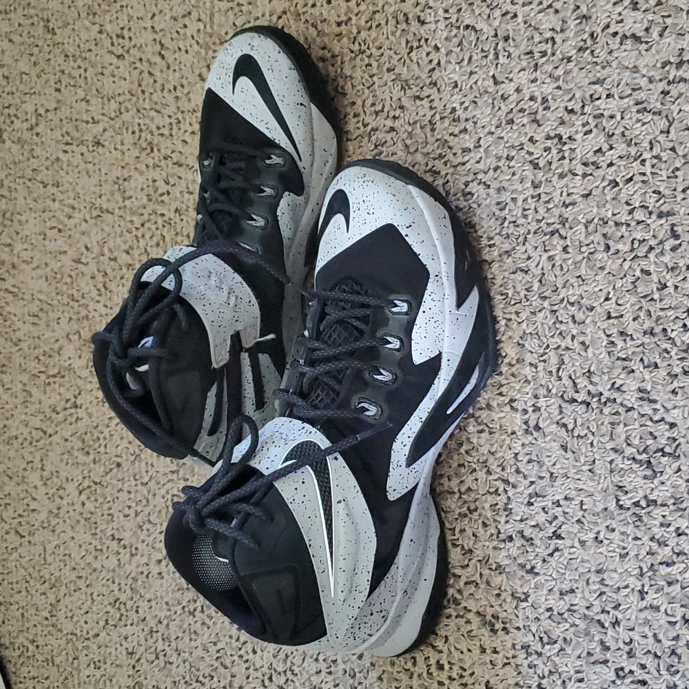 Boys Nike